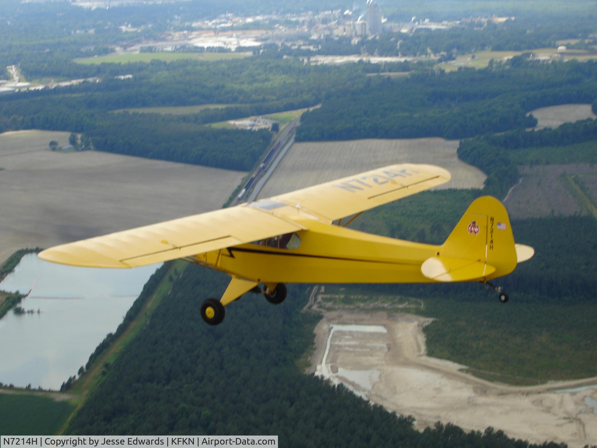 N7214H, 1946 Piper J3C-65 Cub C/N 20481, Taken from a four ship formation of J3 Cubs