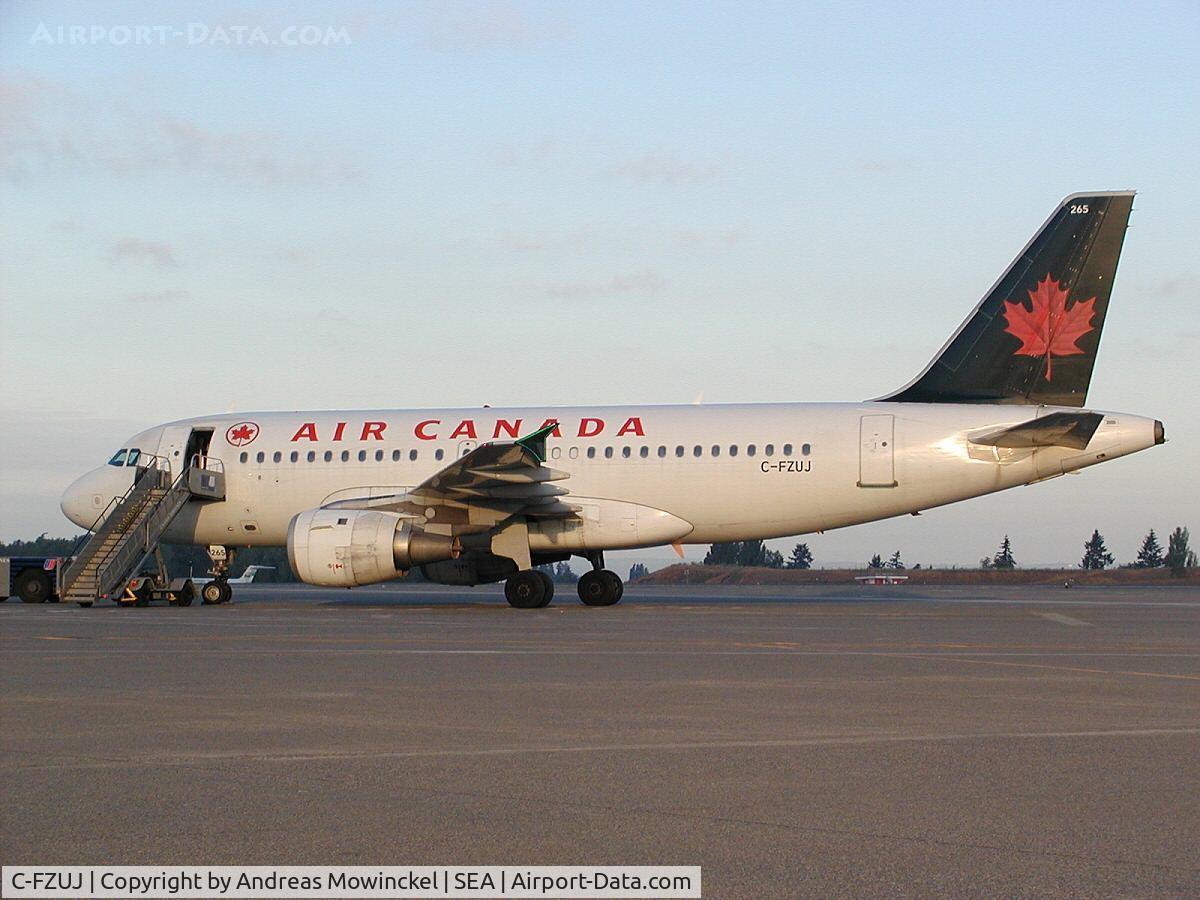 C-FZUJ, 1997 Airbus A319-114 C/N 719, Air Canada Airbus A319 at Seattle-Tacoma International Airport