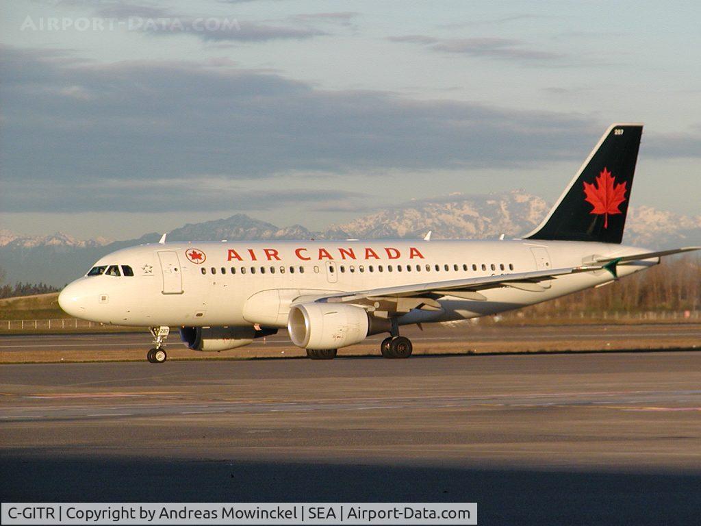 C-GITR, 2001 Airbus A319-112 C/N 1577, Air Canada Airbus A319 at Seattle-Tacoma International Airport
