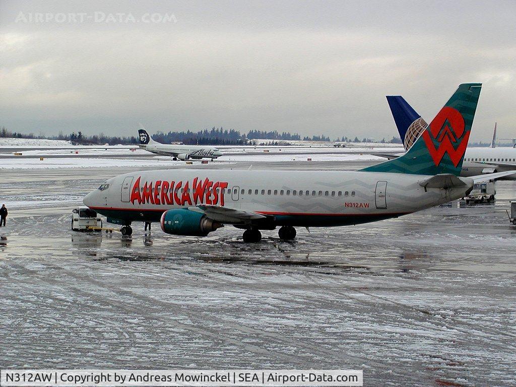 N312AW, 1988 Boeing 737-3S3 C/N 24060, America West Airlines Boeing 737 at Seattle-Tacoma International Airport