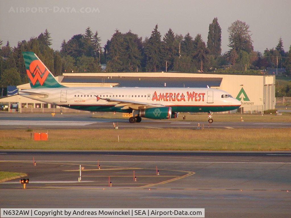 N632AW, 1989 Airbus A320-231 C/N 81, America West Airlines Airbus A320 taxing at Seattle-Tacoma International Airport