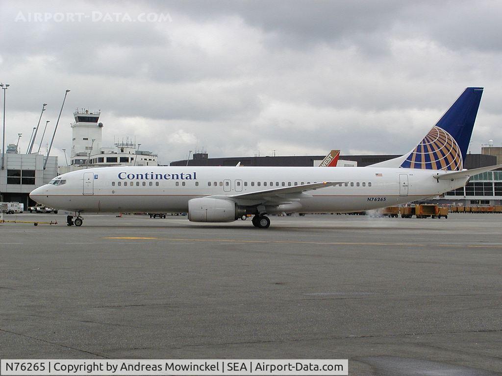 N76265, 2001 Boeing 737-824 C/N 31585, Continental Airlines Boeing 737 at Seattle-Tacoma International Airport