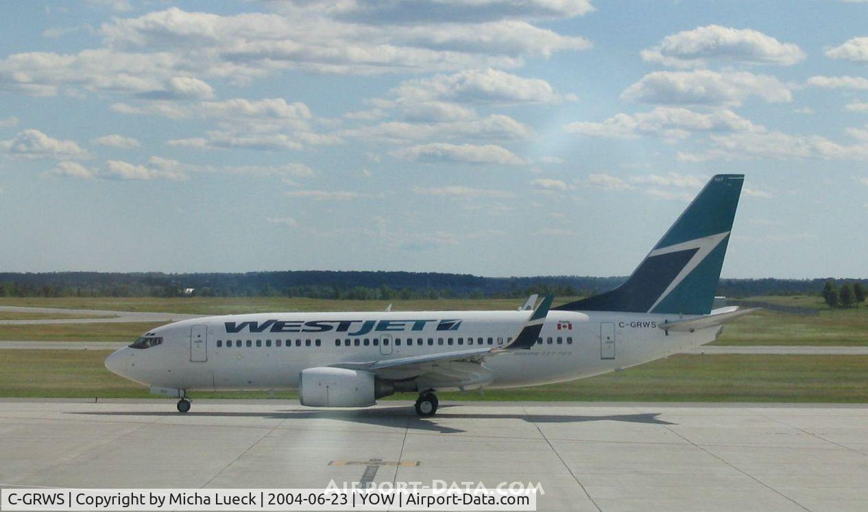 C-GRWS, 2002 Boeing 737-76N C/N 32881, One of West Jet's many B737-700 in Canada's Capital