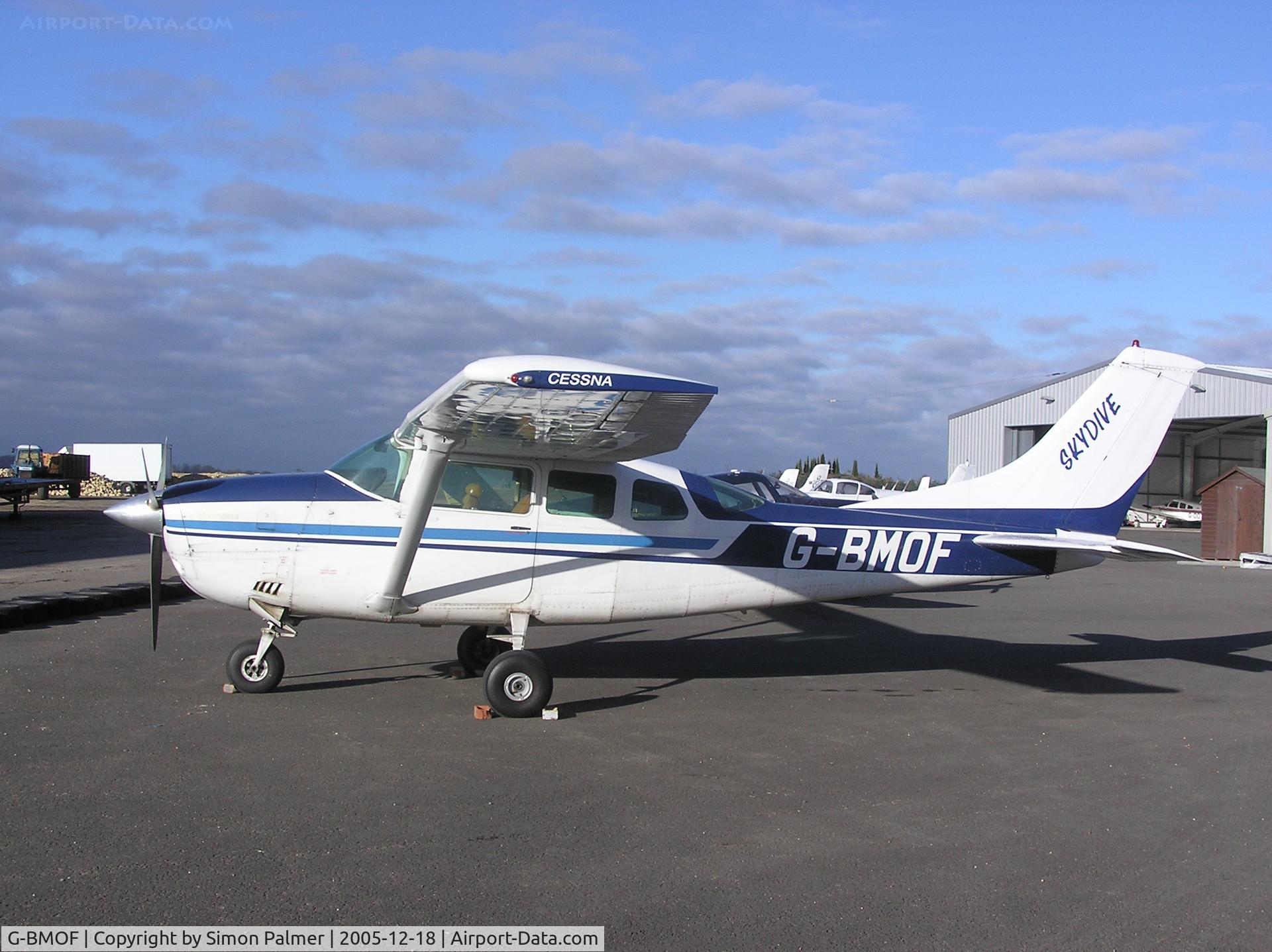 G-BMOF, 1977 Cessna U206G Stationair C/N U206-03658, Cessna Stationair II at Turweston