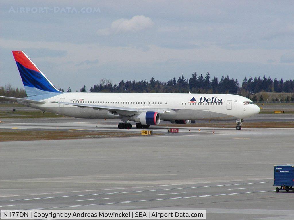 N177DN, 1991 Boeing 767-332 C/N 25122, Delta Airlines Boeing 767 at Seattle-Tacoma International Airport