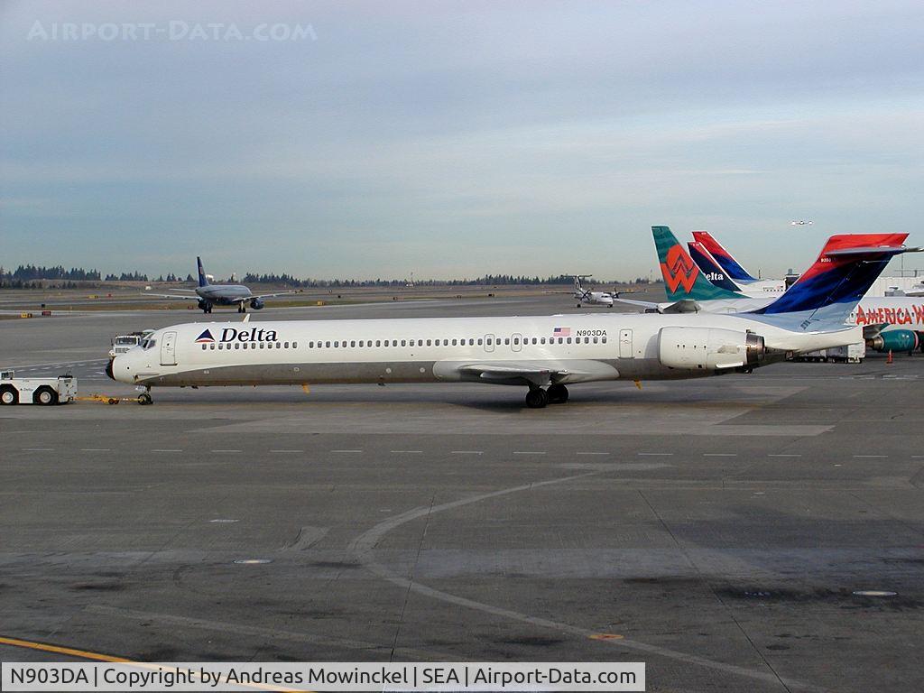 N903DA, 1995 McDonnell Douglas MD-90-30 C/N 53383, Delta Airlines MD90-30 at Seattle-Tacoma International Airport