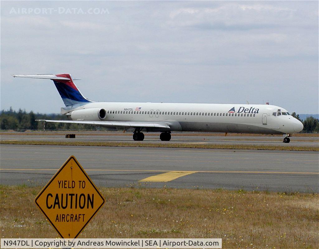 N947DL, 1989 McDonnell Douglas MD-88 C/N 49878, MD88's are rare in SEA