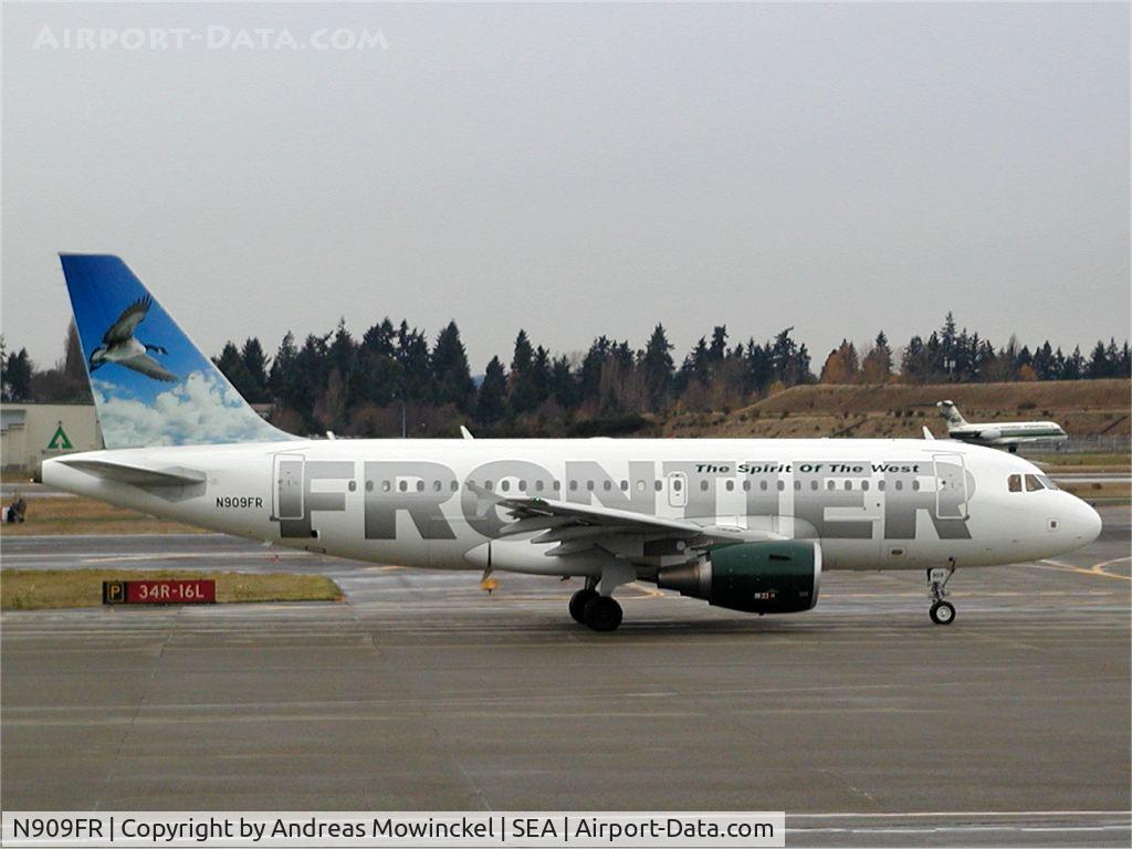 N909FR, 2002 Airbus A319-111 C/N 1761, Frontier Airlines A319 at Seattle-Tacoma International Airport
