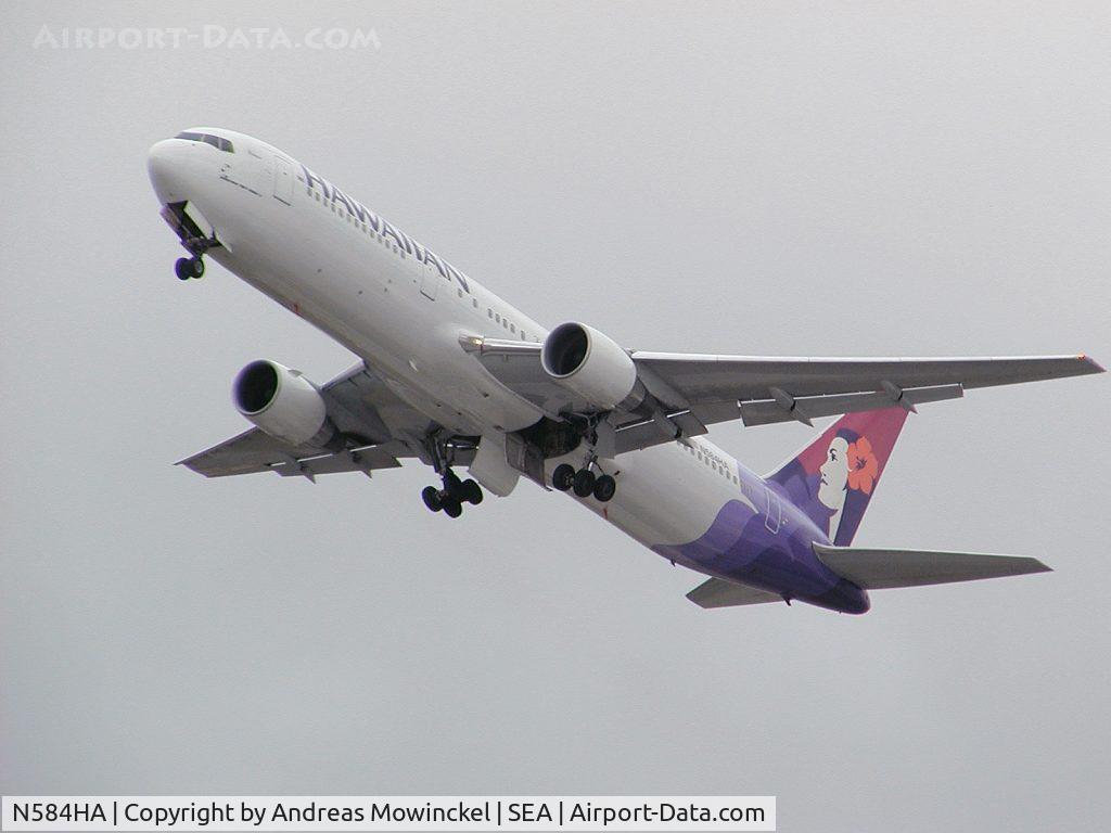 N584HA, 1989 Boeing 767-3G5 C/N 24258, Hawaiian Airlines Boeing 767 taking off from Seattle-Tacoma International Airport