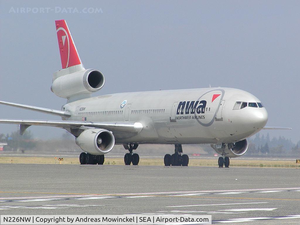 N226NW, 1980 Douglas DC-10-30ER C/N 46583, Northwest Airlines DC-10-30 at Sea-Tac