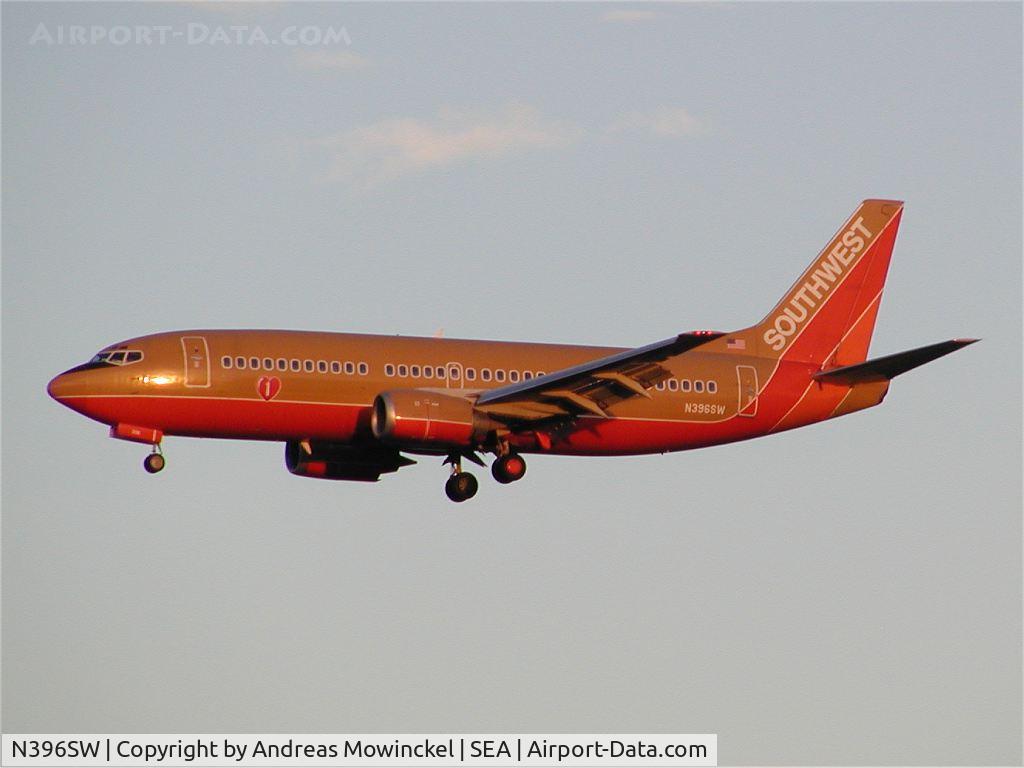 N396SW, 1994 Boeing 737-3H4 C/N 27690, Southwest Airlines Boeing 737 in old livery at Seattle-Tacoma International Airport