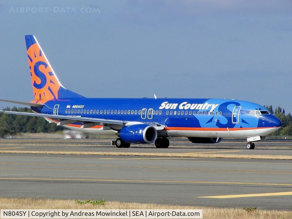 N804SY, 2001 Boeing 737-8Q8 C/N 30689, Sun Country Airlines Boeing 737 at Seattle-Tacoma International Airport