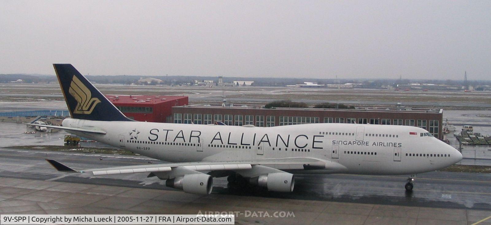 9V-SPP, 2001 Boeing 747-412 C/N 28029, SIA's Megatop in Star Alliance livery