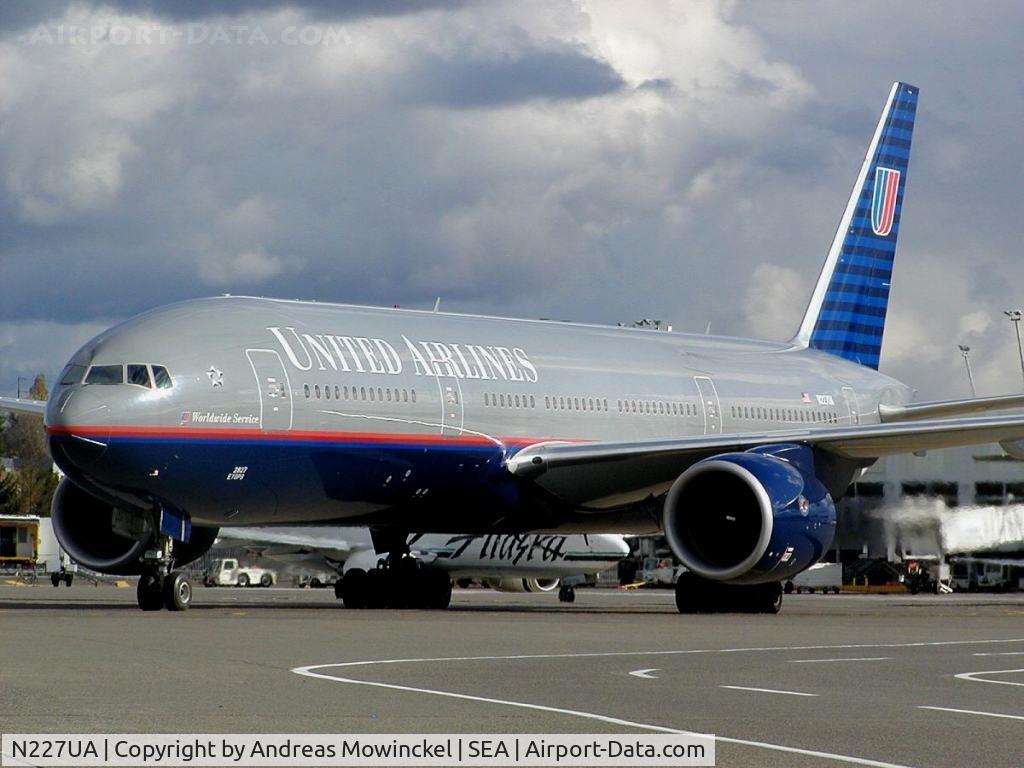 N227UA, 2002 Boeing 777-222 C/N 30555, United Airlines Boeing 777 at Seattle-Tacoma International Airport