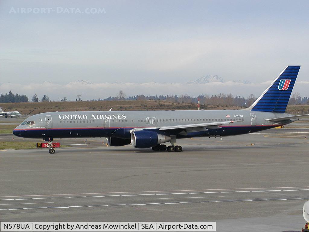 N578UA, 1993 Boeing 757-222 C/N 26694, United Airlines Boeing 757 at Seattle-Tacoma International Airport