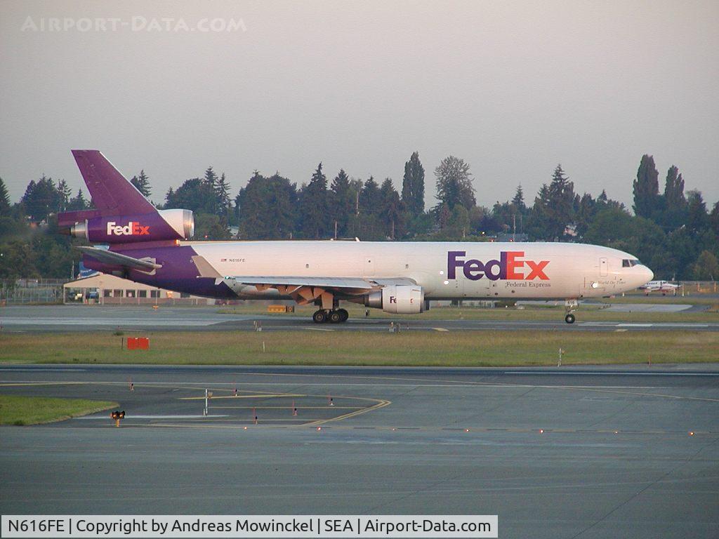 N616FE, 1995 McDonnell Douglas MD-11F C/N 48747, Fedex MD-11F freighter at Seattle-Tacoma International Airport.
