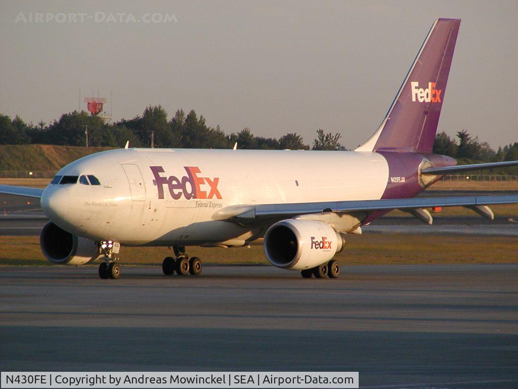 N430FE, 1985 Airbus A310-203 C/N 394, Fedex A310 freighter at Seattle-Tacoma International Airport. ex KLM