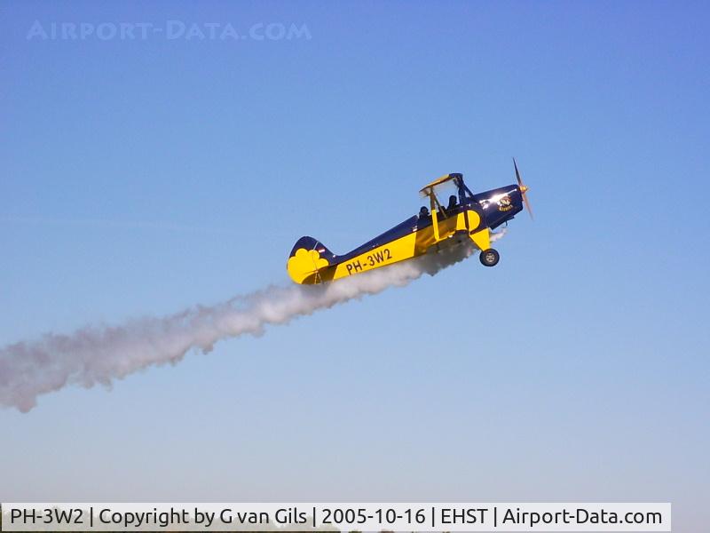 PH-3W2, Platzer Kiebitz B-450 NIS C/N 247, Departing from Stadskanaal  (EHST), The most wonderful ultra light airfield off Holland.