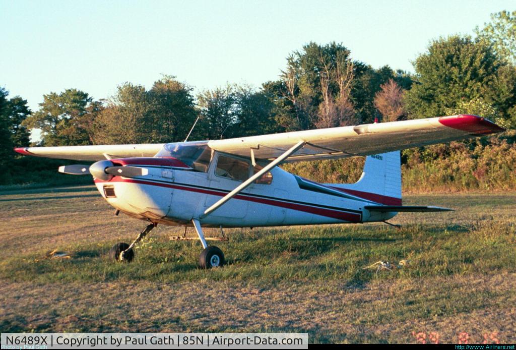 N6489X, 1961 Cessna 180D C/N 18050989, N6489x at Hollands International Airport Newfane NY