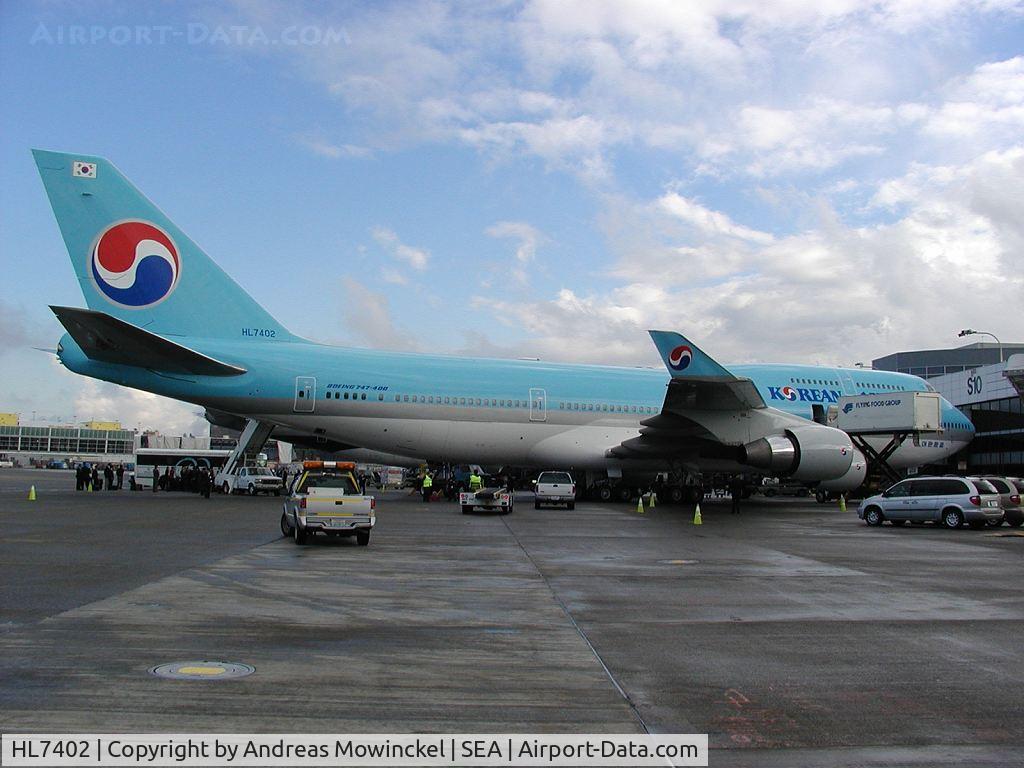 HL7402, 1998 Boeing 747-4B5 C/N 26407, Korean Boeing 747 at Seattle-Tacoma International Airport.