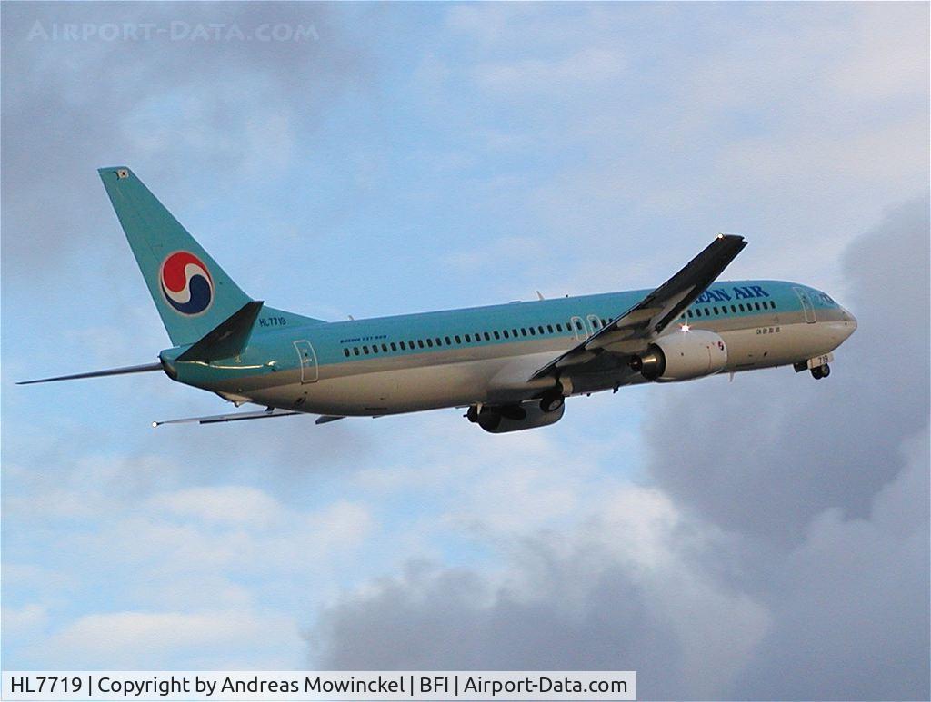 HL7719, Boeing 737-9B5 C/N 29997, Korean Airlines 737 at Boeing Field