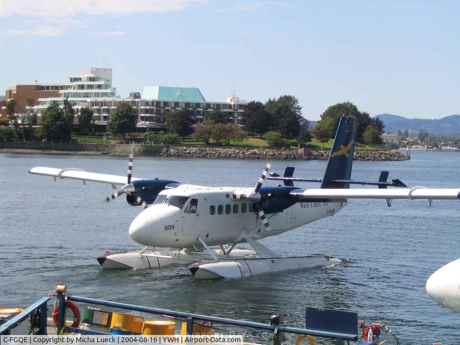 C-FGQE, 1967 De Havilland Canada DHC-6-100 Twin Otter C/N 40, Arriving at Victoria Harbour