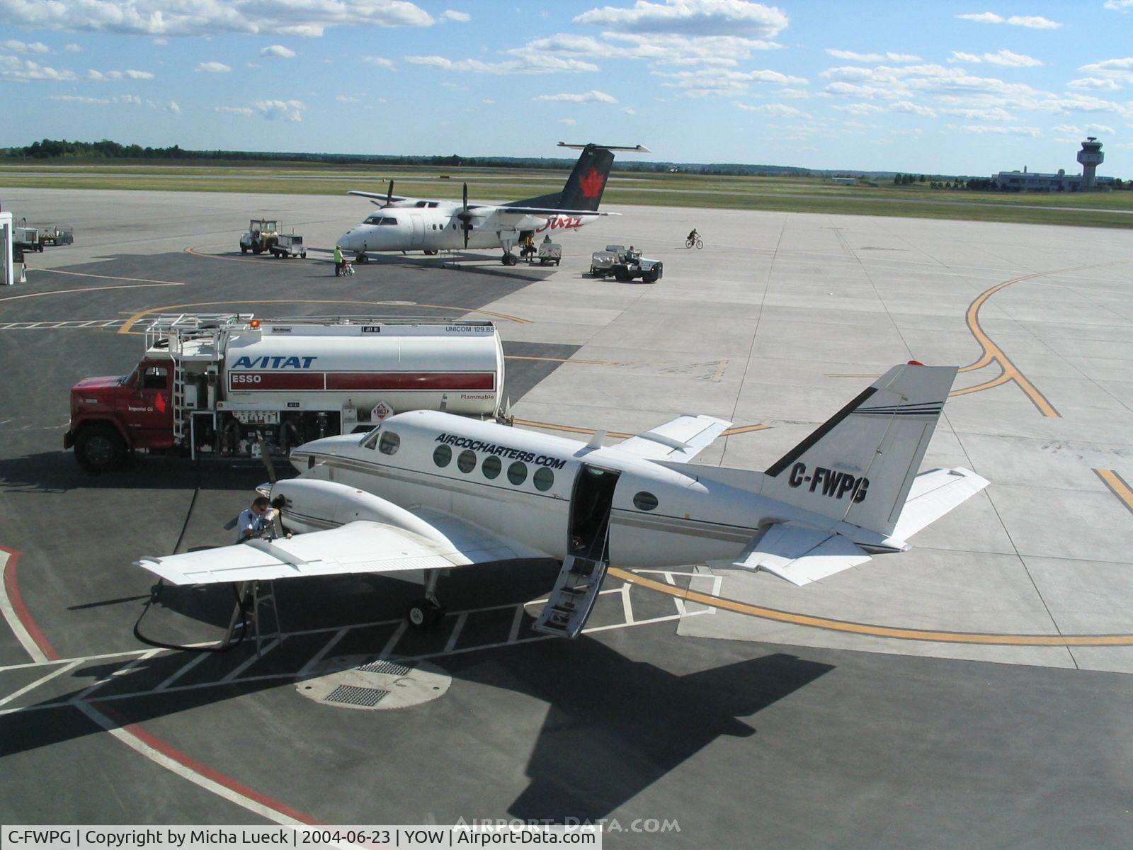 C-FWPG, 1971 Beech 100 King Air C/N B-67, Refuelling at Ottawa