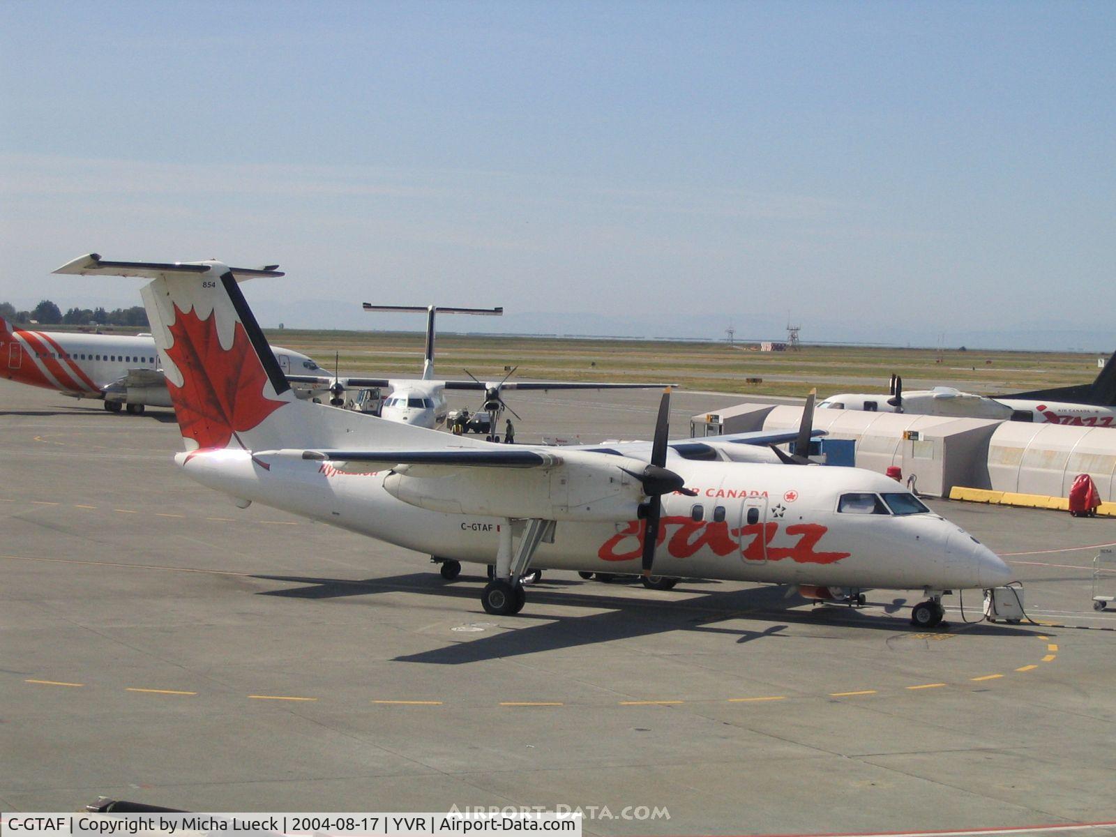 C-GTAF, 1987 De Havilland Canada DHC-8-102 Dash 8 C/N 083, At Vancouver International
