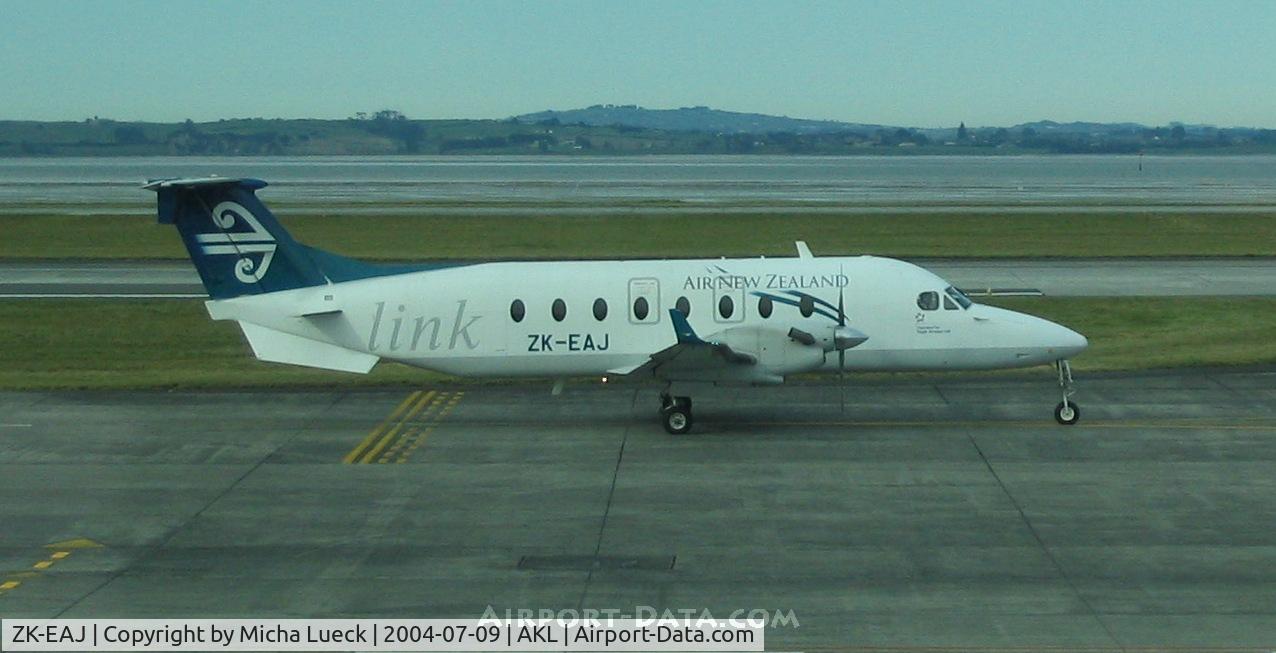 ZK-EAJ, 2002 Raytheon Aircraft Company 1900D C/N UE-433, Eagle Airways for Air New Zealand Link