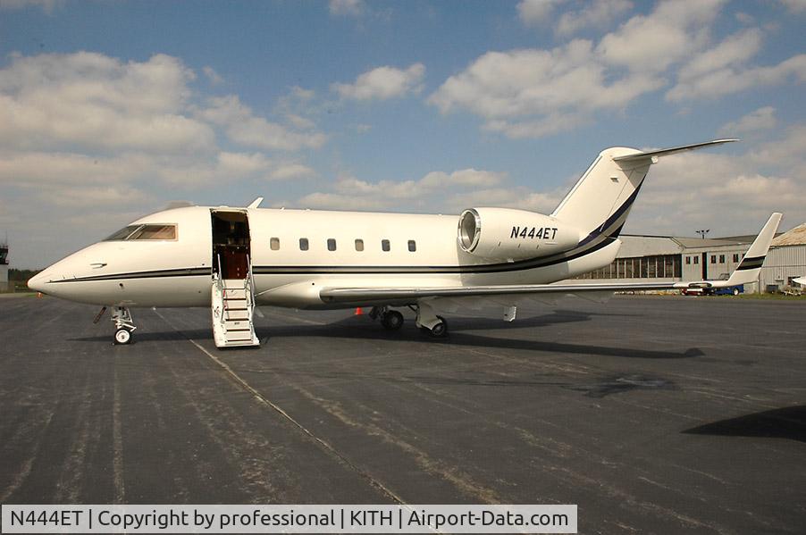 N444ET, 1982 Canadair Challenger 600S (CL-600-1A11) C/N 1062, outside profile