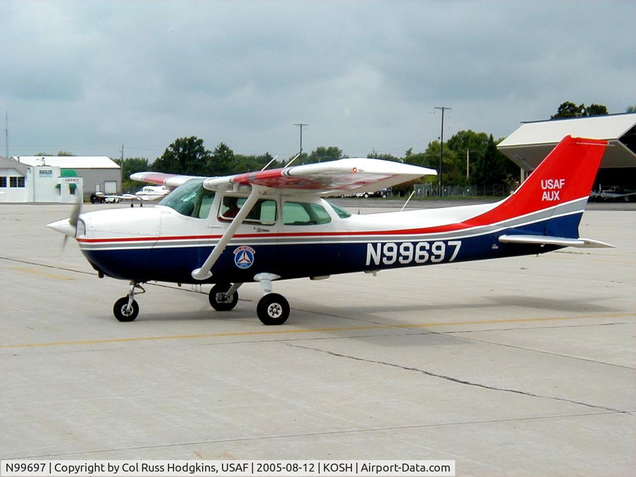 N99697, 1985 Cessna 172P C/N 17276494, CAP Cadet Taxiing Out for Initial Solo
