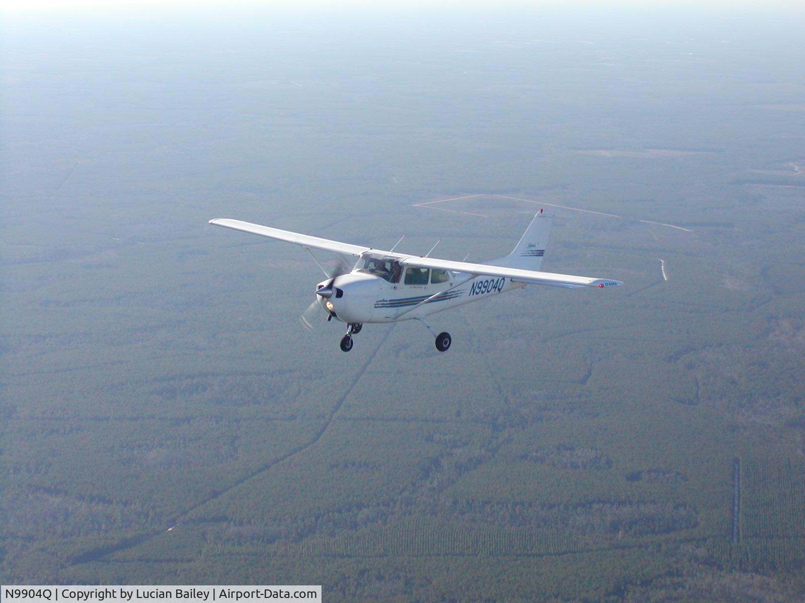 N9904Q, 1975 Cessna 172M C/N 17265848, Over the swamp in GA