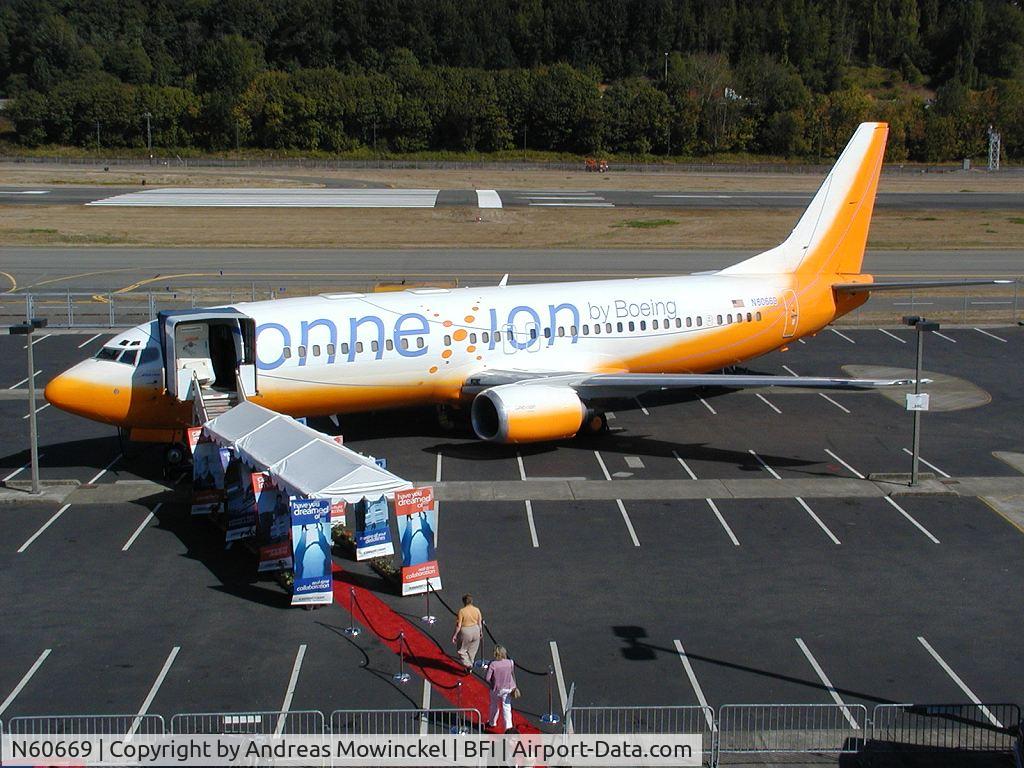 N60669, 1990 Boeing 737-42C C/N 24231, This B737-42C is being used by Boeing for Connexion By Boeing demonstrations.