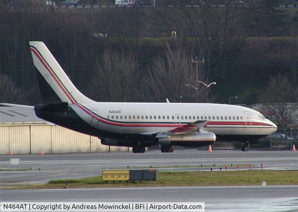 N464AT, 1976 Boeing 737-2L9 C/N 21278, Still owned by AirTran but operating a charter.