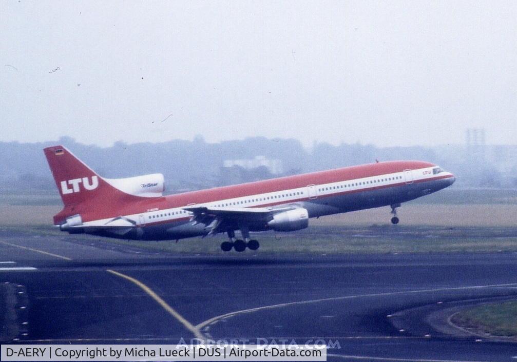 D-AERY, 1972 Lockheed L-1011-385-1 TriStar 1 C/N 193A-1008, Just before touchdown in Duesseldorf (June 1988)