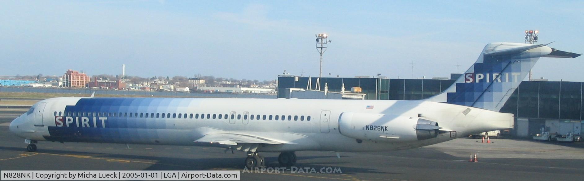 N828NK, 1988 McDonnell Douglas MD-83 (DC-9-83) C/N 49823, Leaving La Guardia on a cold New Years' day
