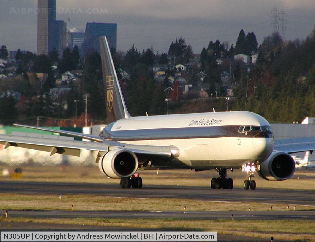 N305UP, 1995 Boeing 767-34AF/ER C/N 27243, UPS B767 freighter at Boeing Field