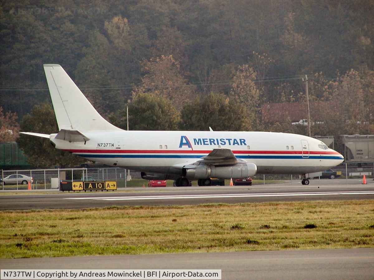 N737TW, 1971 Boeing 737-230C C/N 20257, Ameristart B737 freighter at Boeing Field