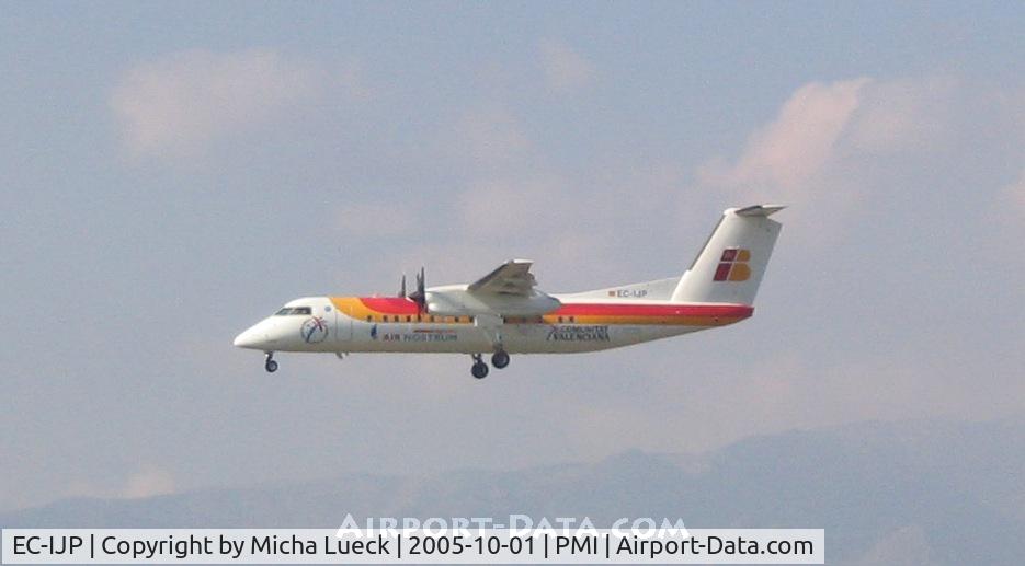 EC-IJP, 2001 De Havilland Canada DHC-8-315Q Dash 8 C/N 582, On short finals at Palma de Mallorca