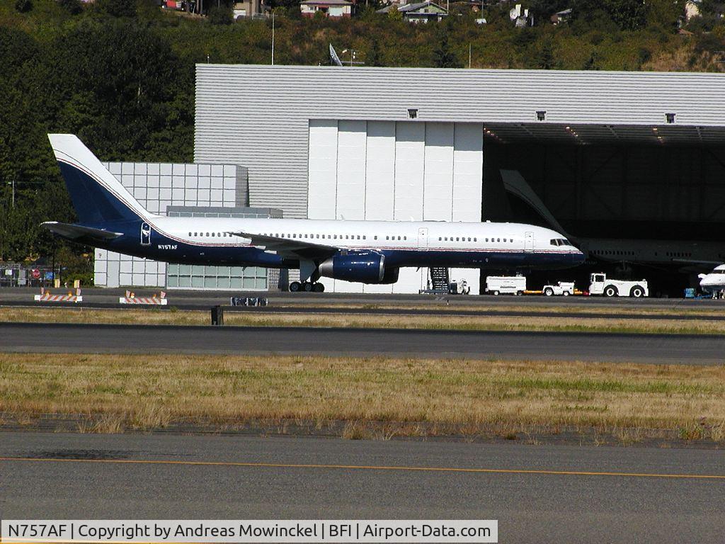 N757AF, 1991 Boeing 757-2J4 C/N 25155, Vulcan Inc. B757 at Boeing Field