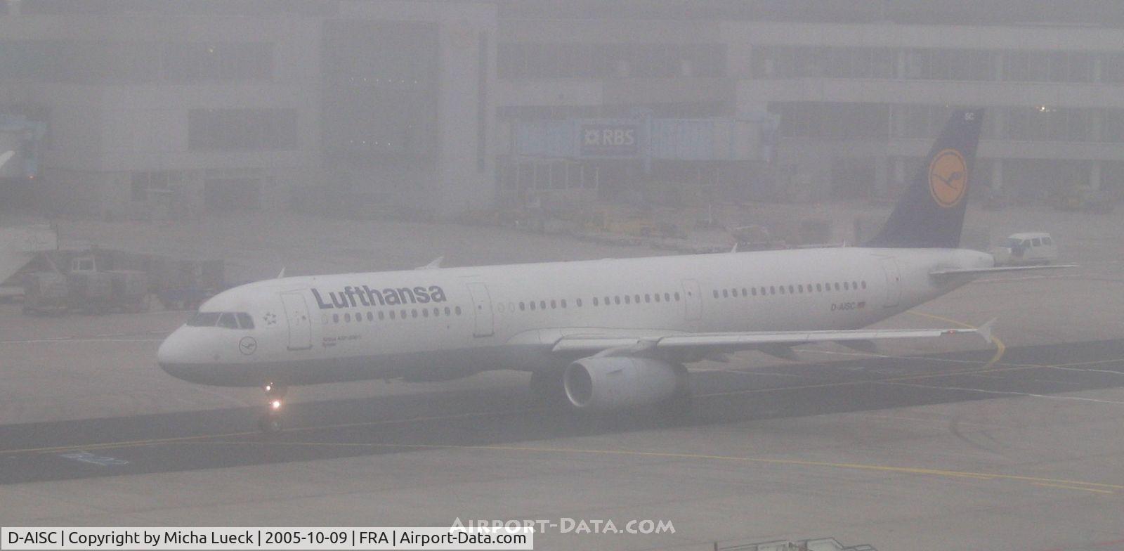 D-AISC, 1999 Airbus A321-231 C/N 1161, A foggy day in Frankfurt/Main