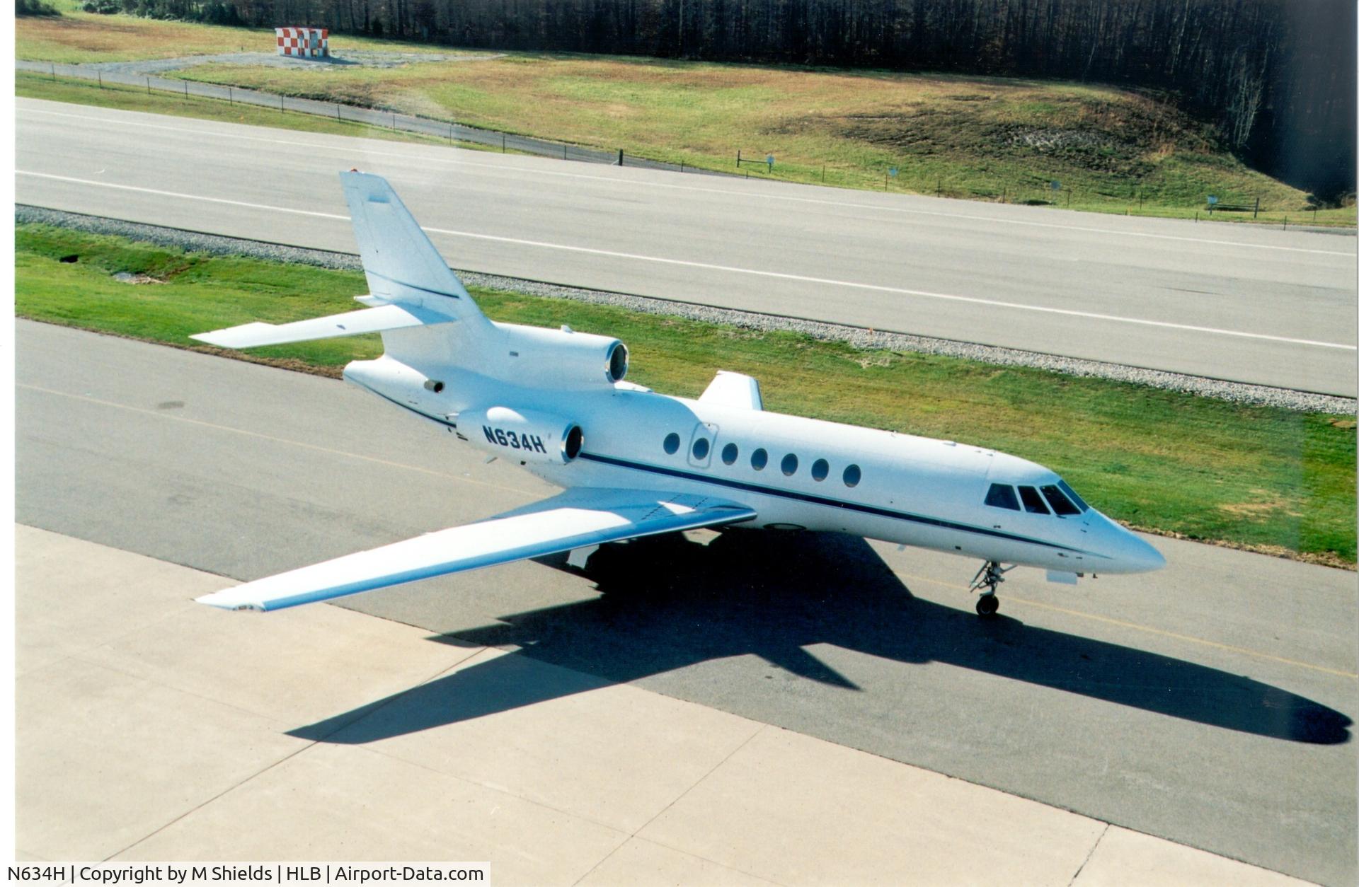 N634H, 1987 Dassault Falcon 50 C/N 178, From flightside roof