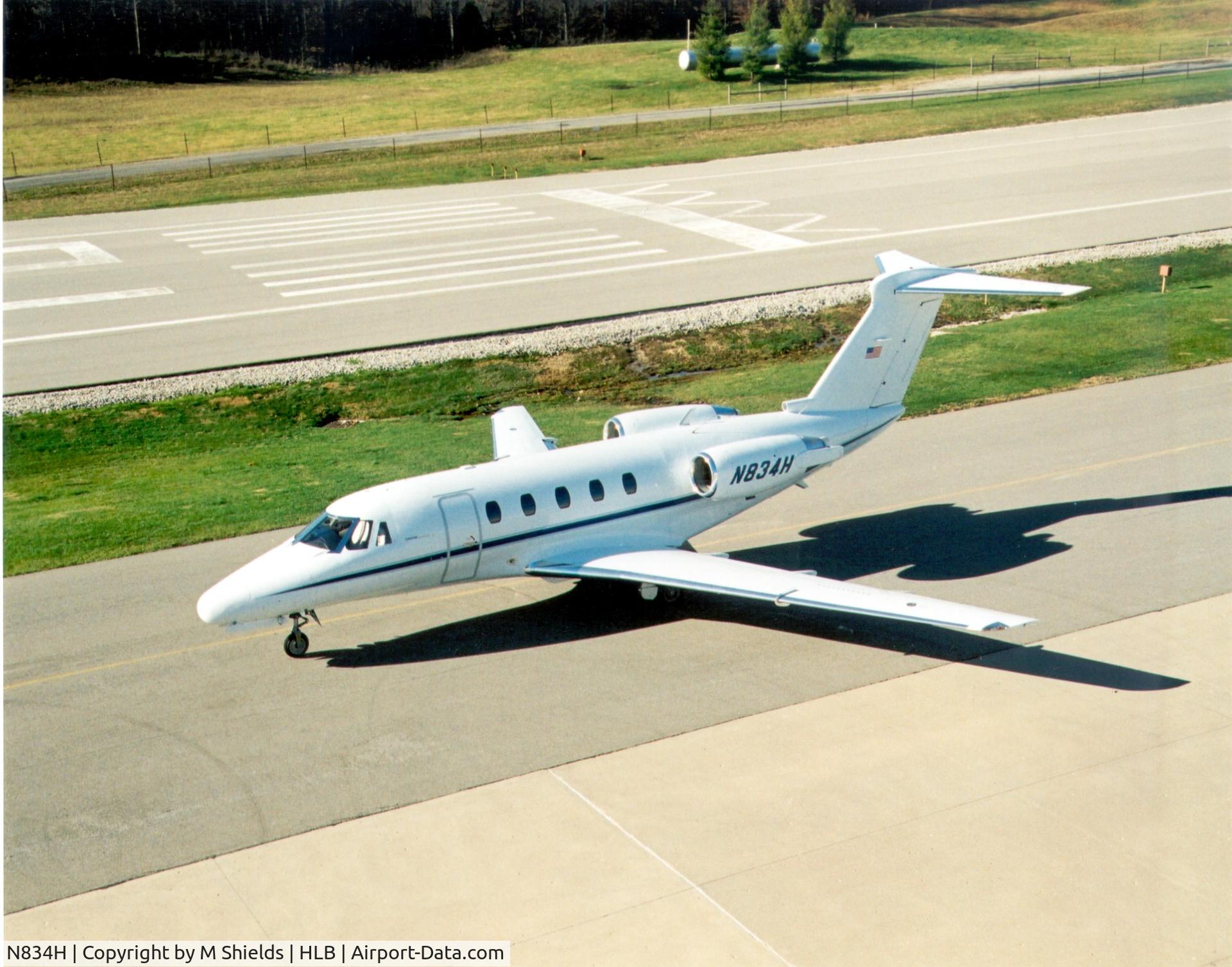 N834H, 1989 Cessna 650 C/N 650-0177, From flightside roof
