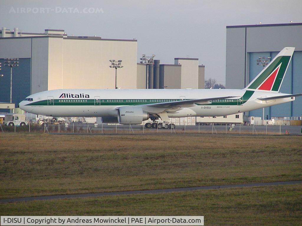 I-DISU, 2002 Boeing 777-243/ER C/N 32858, Alitalia B777 at Paine Field Airport