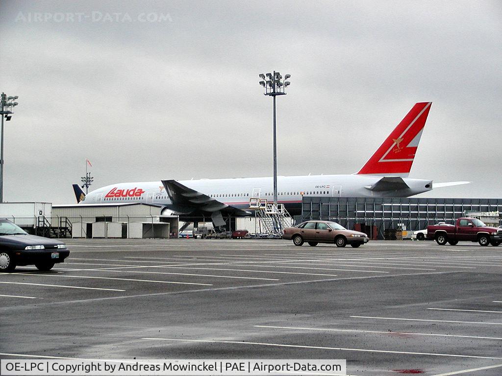 OE-LPC, 2002 Boeing 777-2Z9/ER C/N 29313, Lauda B777 at Paine Field Airport