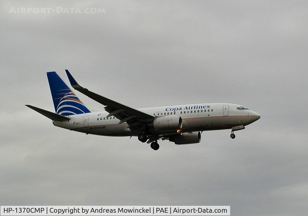 HP-1370CMP, 1999 Boeing 737-71Q C/N 29048, COPA B737 landing at Paine Field Airport after a test flight after having installed winglets