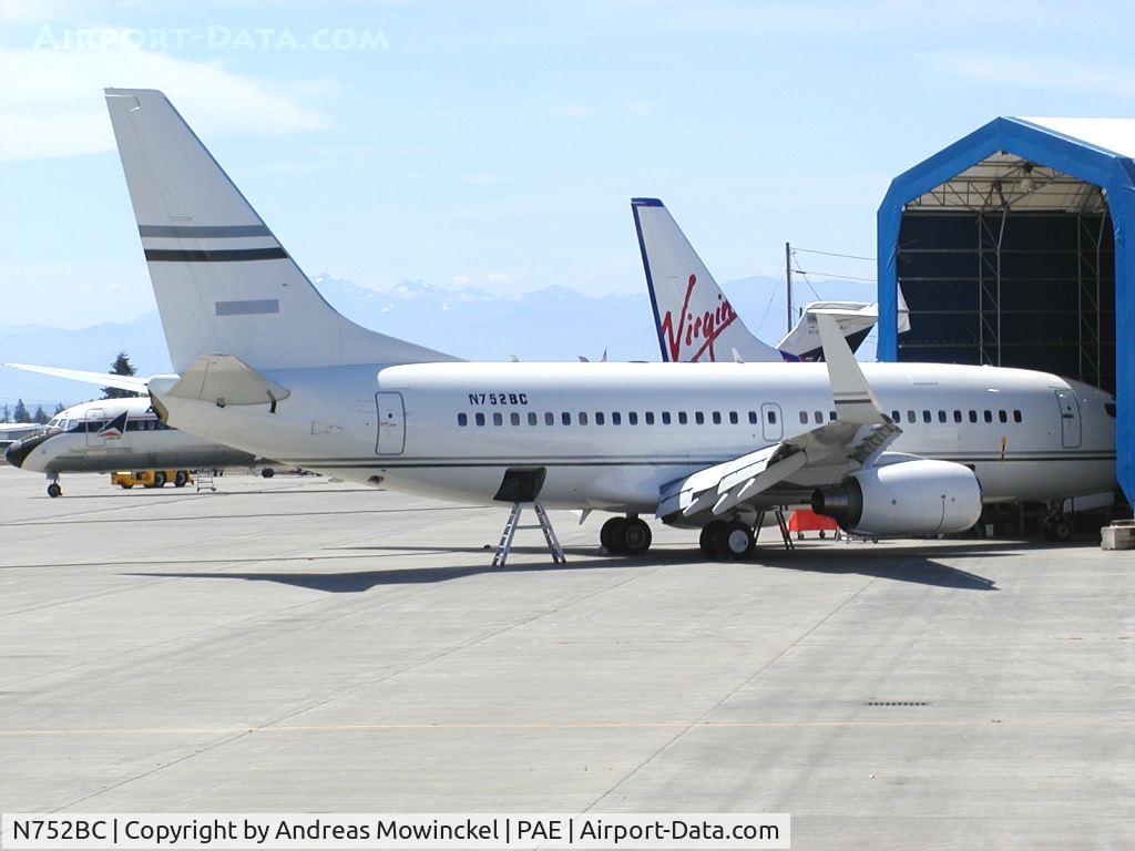 N752BC, 2000 Boeing 737-7CP C/N 30755, The B737-7CP(BBJ) belonged to Ford Motor Company but now flies for USAF.