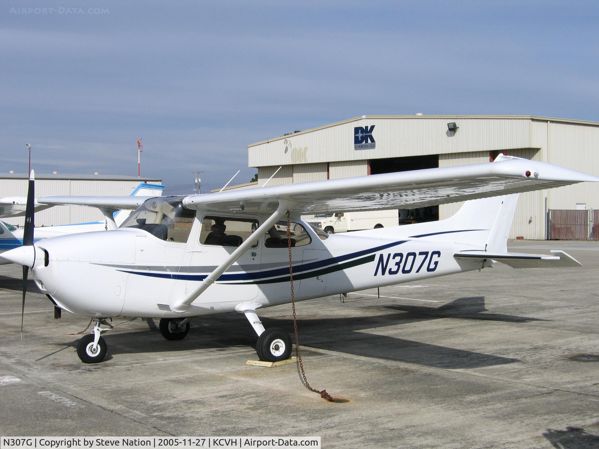 N307G, 1974 Cessna 172M C/N 17263007, Gavilan Aviation (no titles) 1974 Cessna 172M at Hollister Municipal Airport (San Benito County), CA