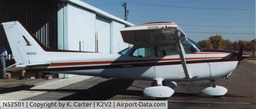 N52501, 1980 Cessna 172P C/N 17274541, Cessna N52501 circa 1998 - Longmont, CO.