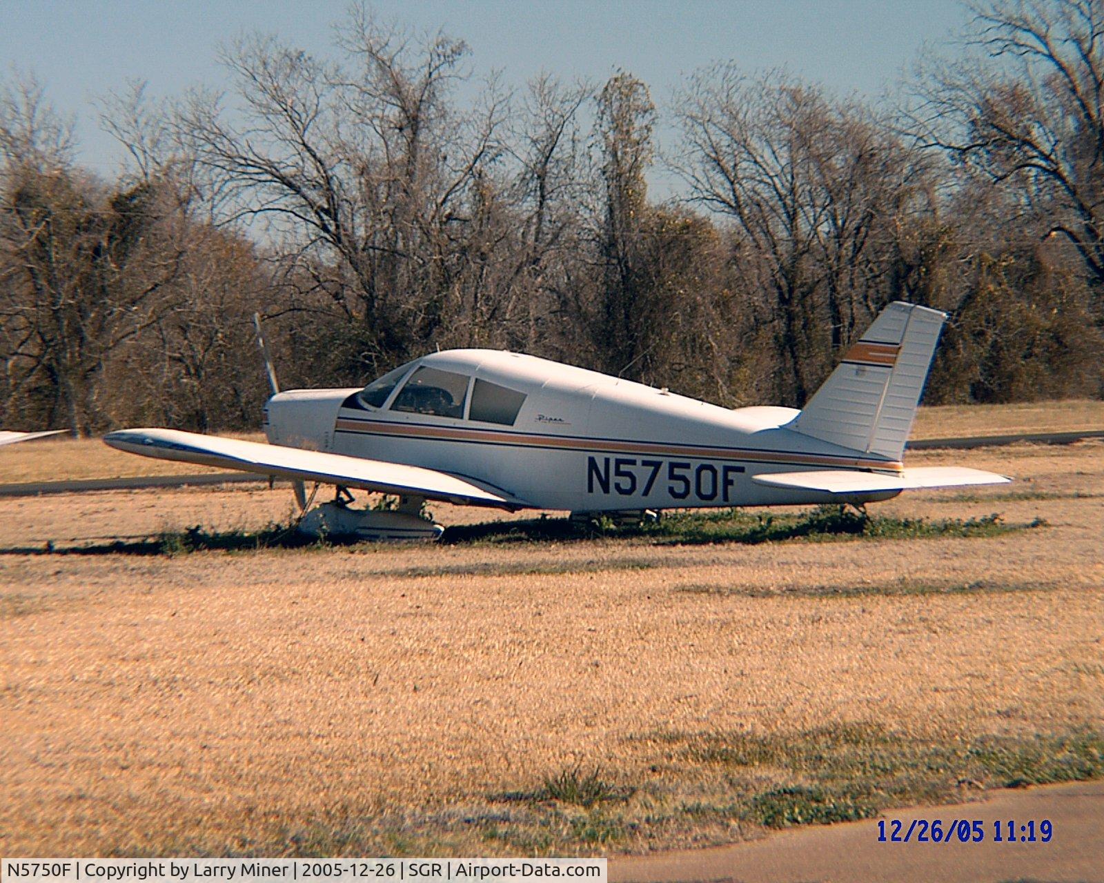 N5750F, 1968 Piper PA-28-140 C/N 28-25052, Piper Cherokee pa-28-140